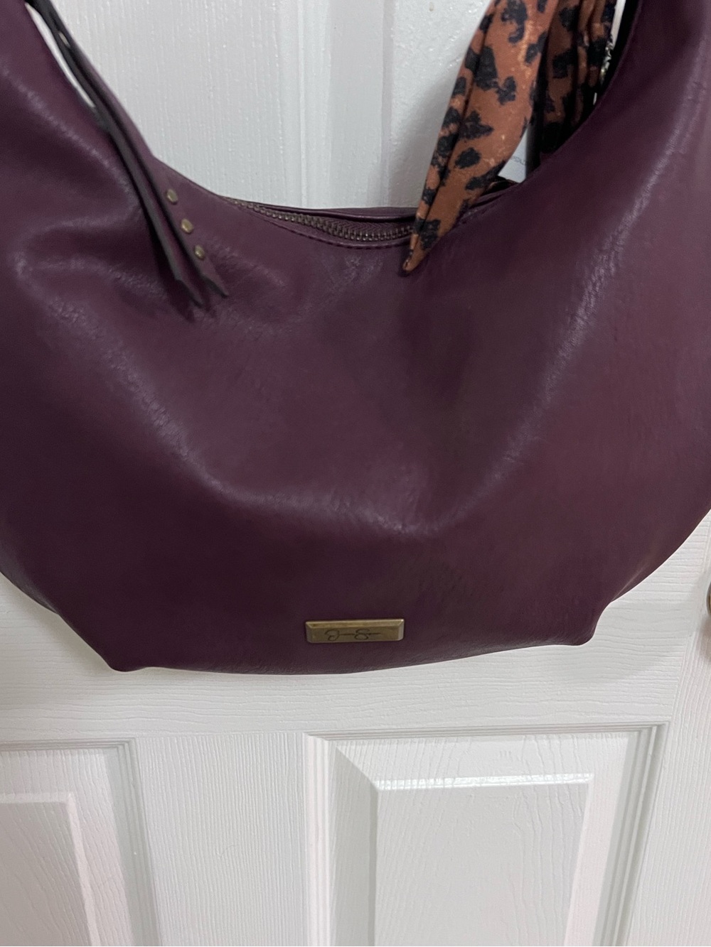 Jessica Simpson Women's Daphne Faux Leather Hobo Handbag, Pinot Noir NWT - Picture 7 of 10